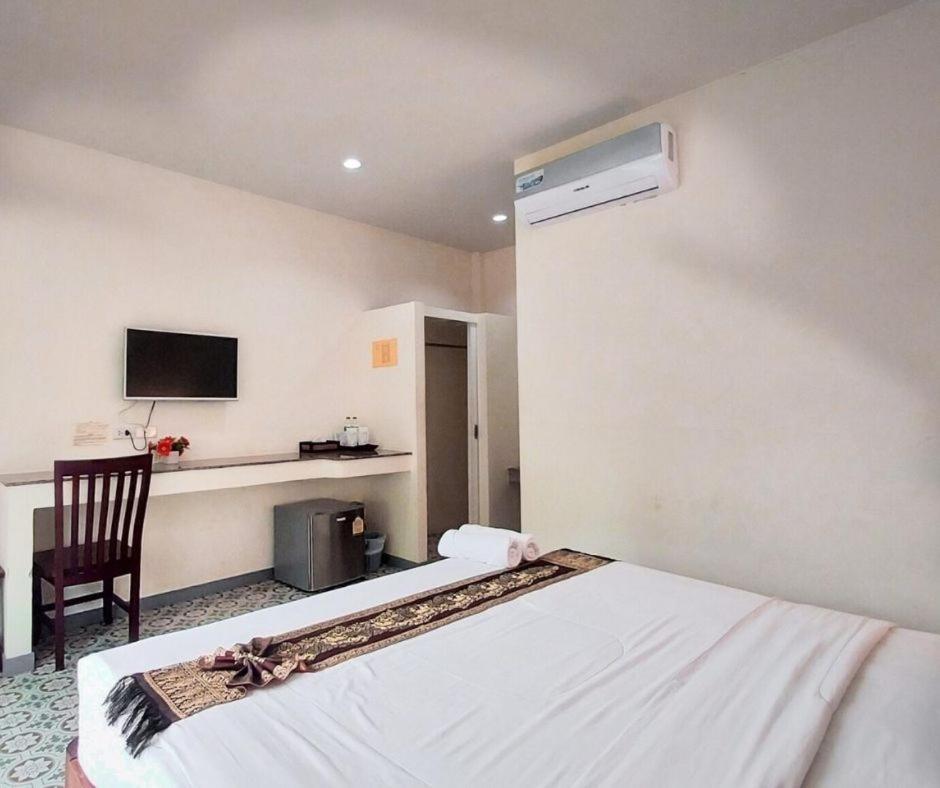Baanloksouylokchay Hotel Хуа Хин Стая снимка