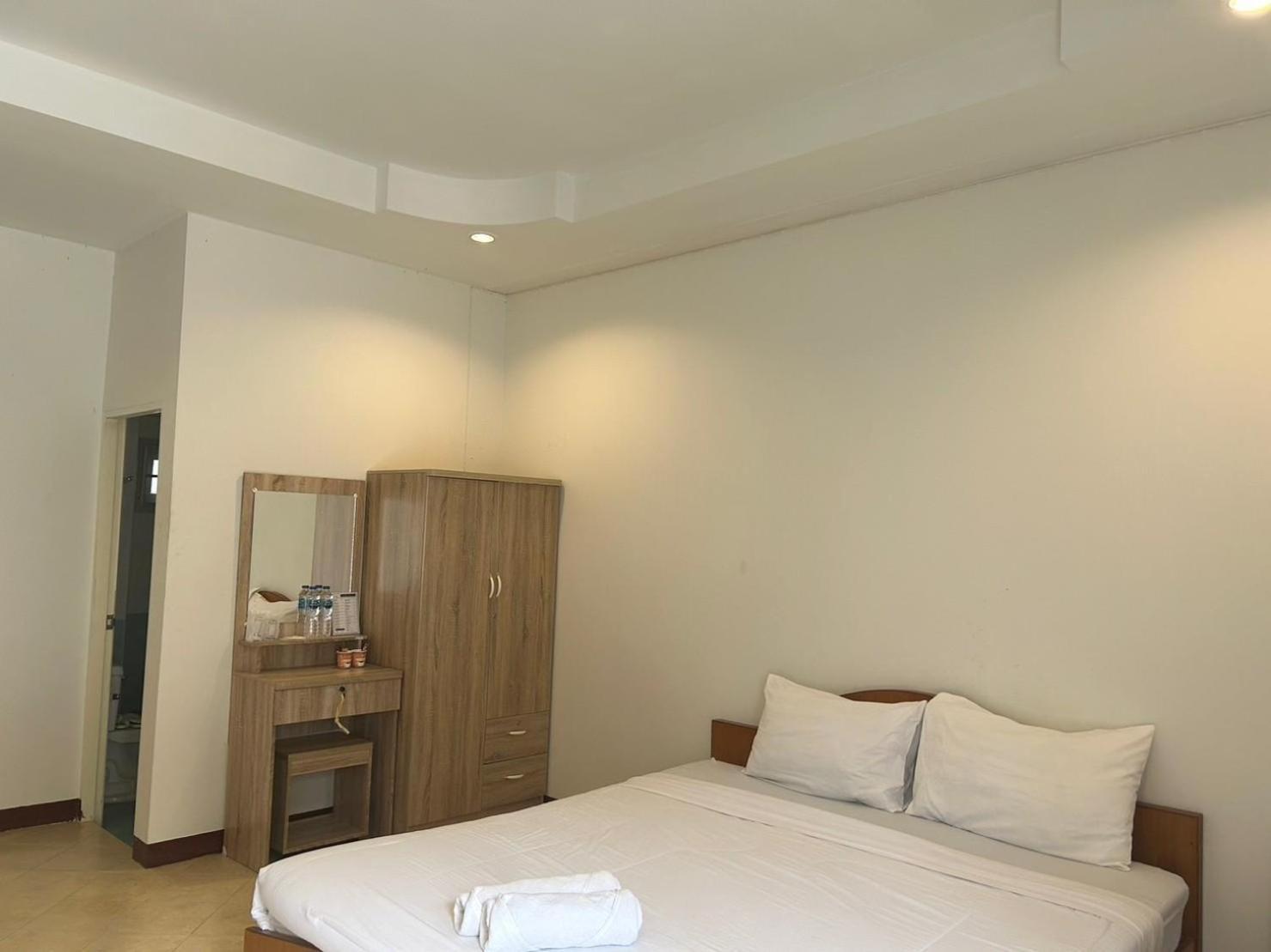 Baanloksouylokchay Hotel Хуа Хин Стая снимка